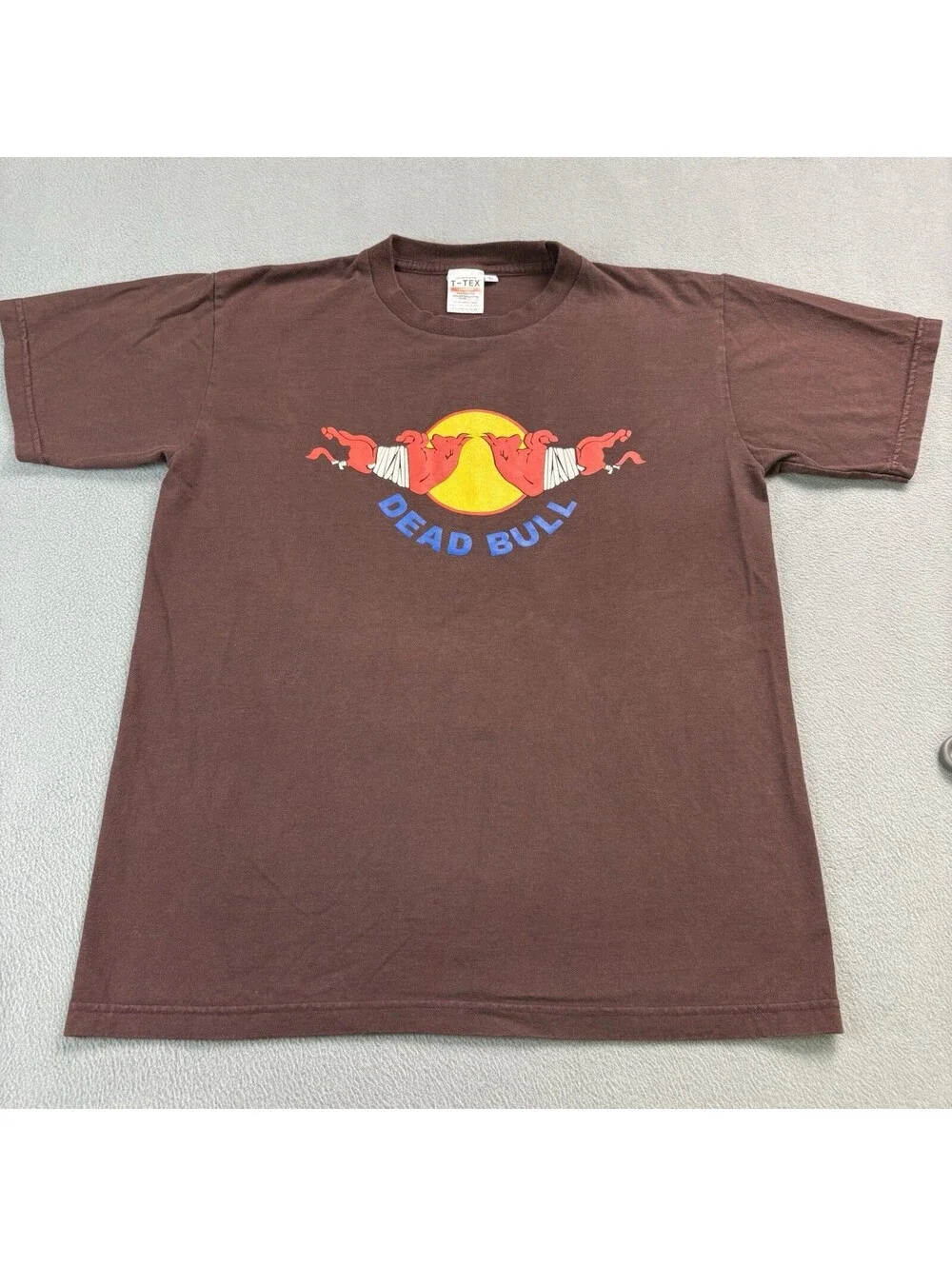 Dead Bull Funny Joke Parody T Shirt Size Large (Fits Smaller) Brown